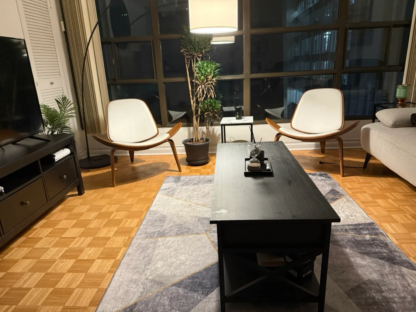 Eggshell Lounge Chair - Set of 2 image indicator(5)