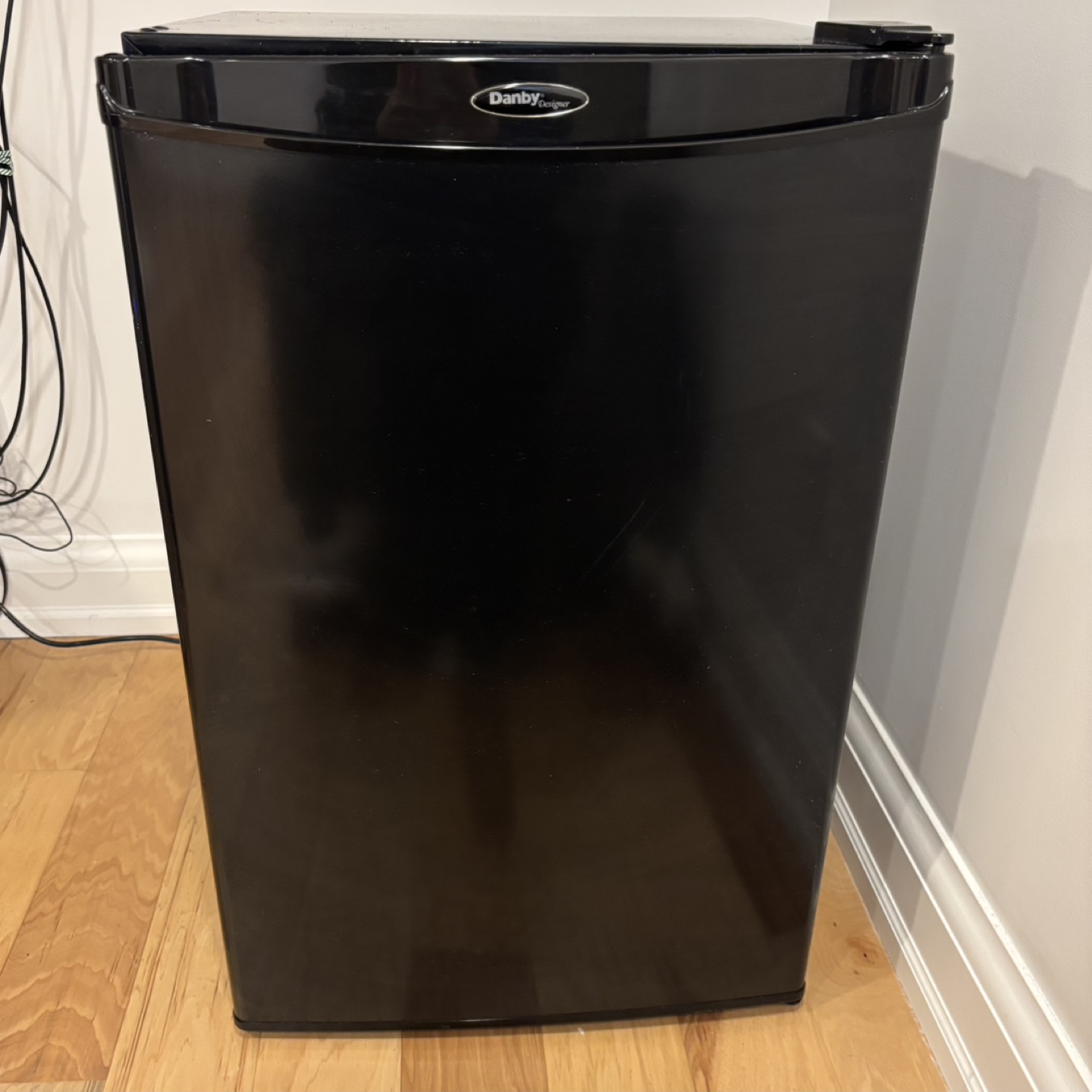 Danby Black Mini Fridge 20.7”