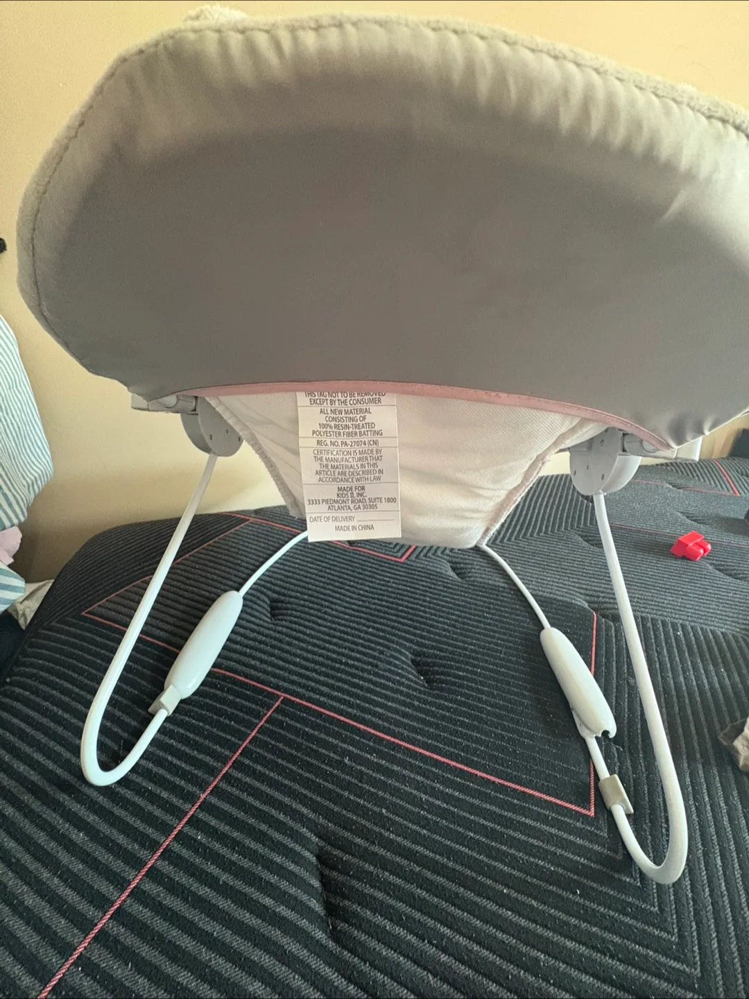 Ingenuity Soothing Baby Bouncer Infant Seat with Vibrations image indicator(7)