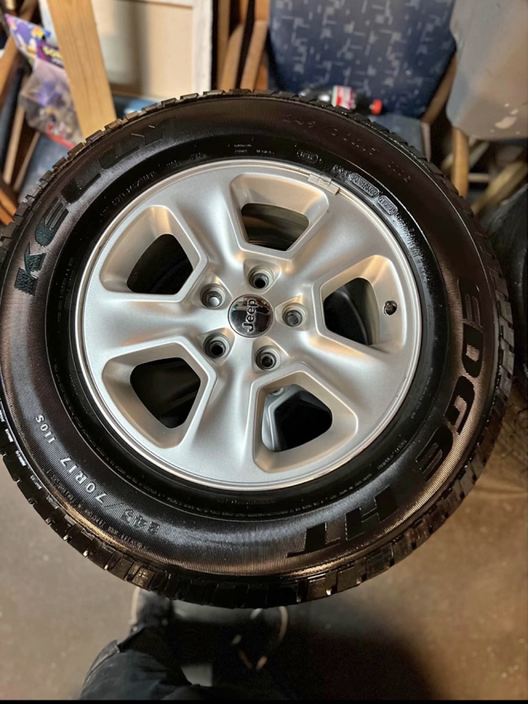 Jeep tiers 245/75r17