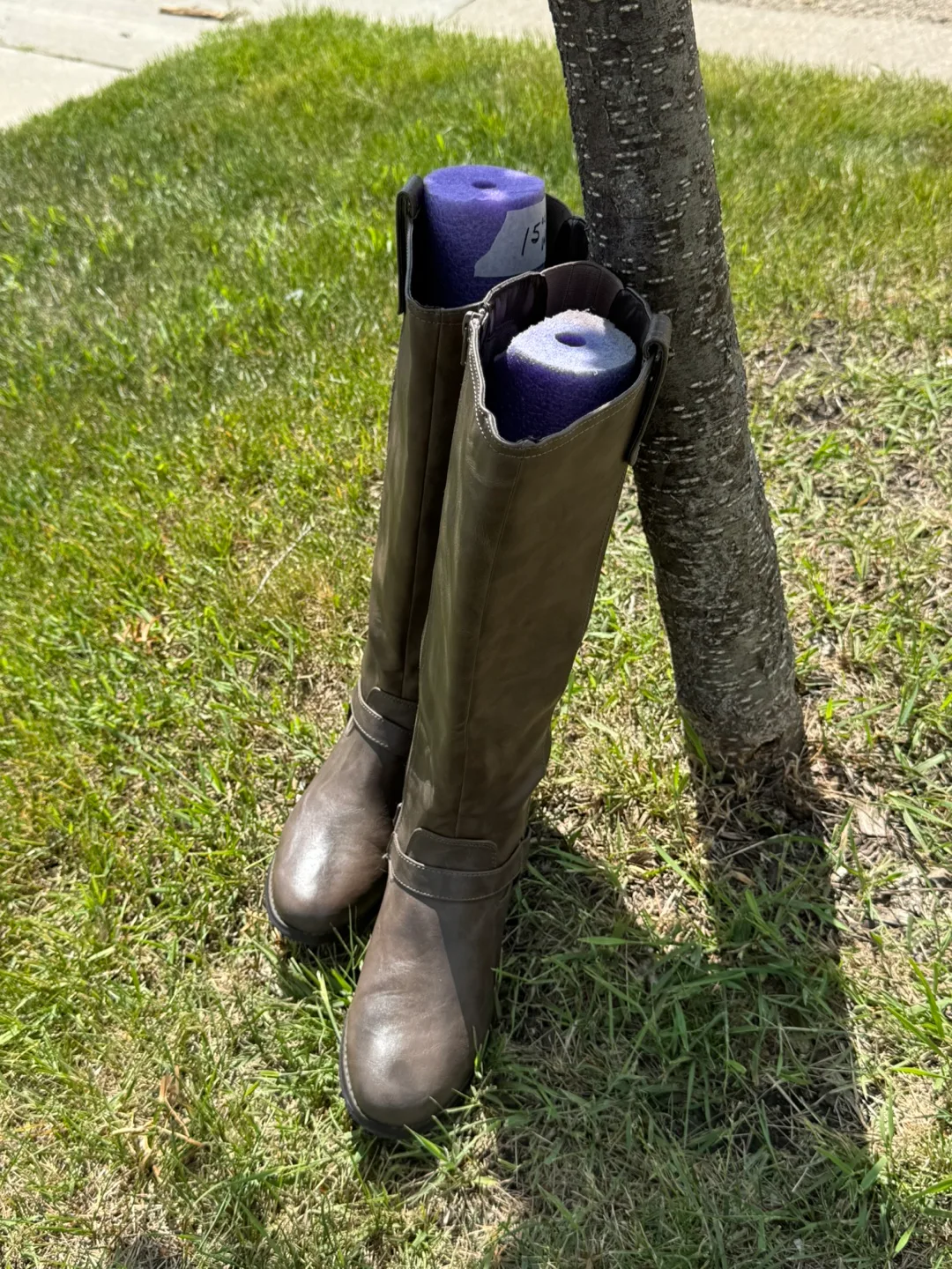 Brown Knee-High Boots thumbnail