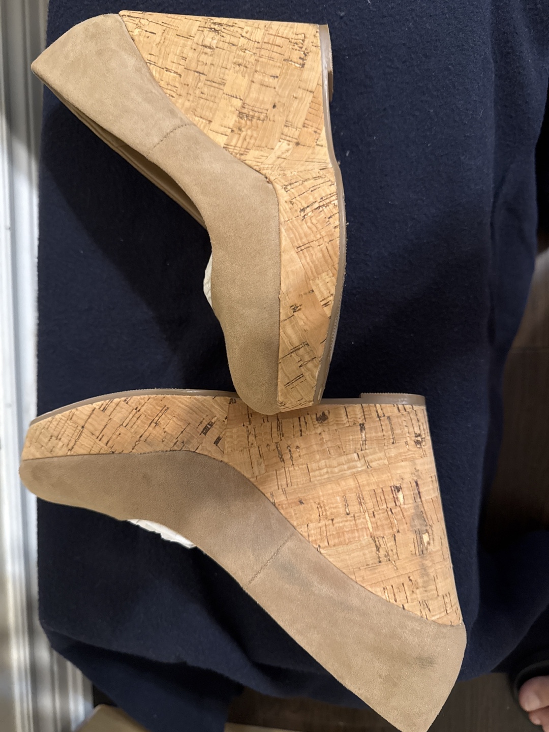 Beige cork wedge heels - photo 4