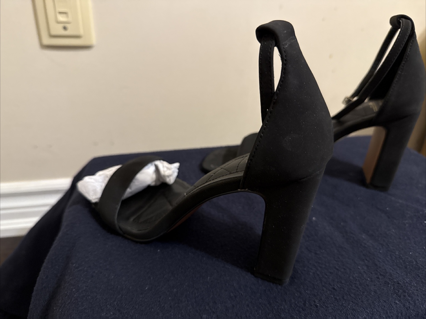 Black Suede Block Heel Sandals - photo 2