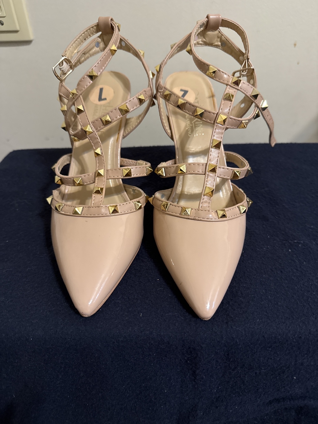 Nude Studded Heels Size 7 - photo 2
