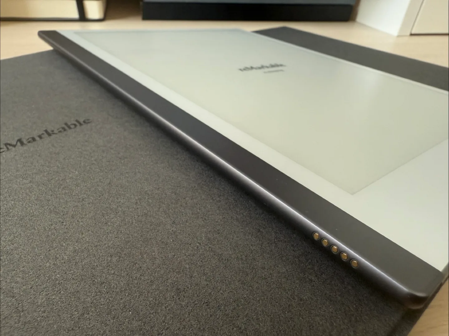 reMarkable 2 Paper Tablet image indicator(6)