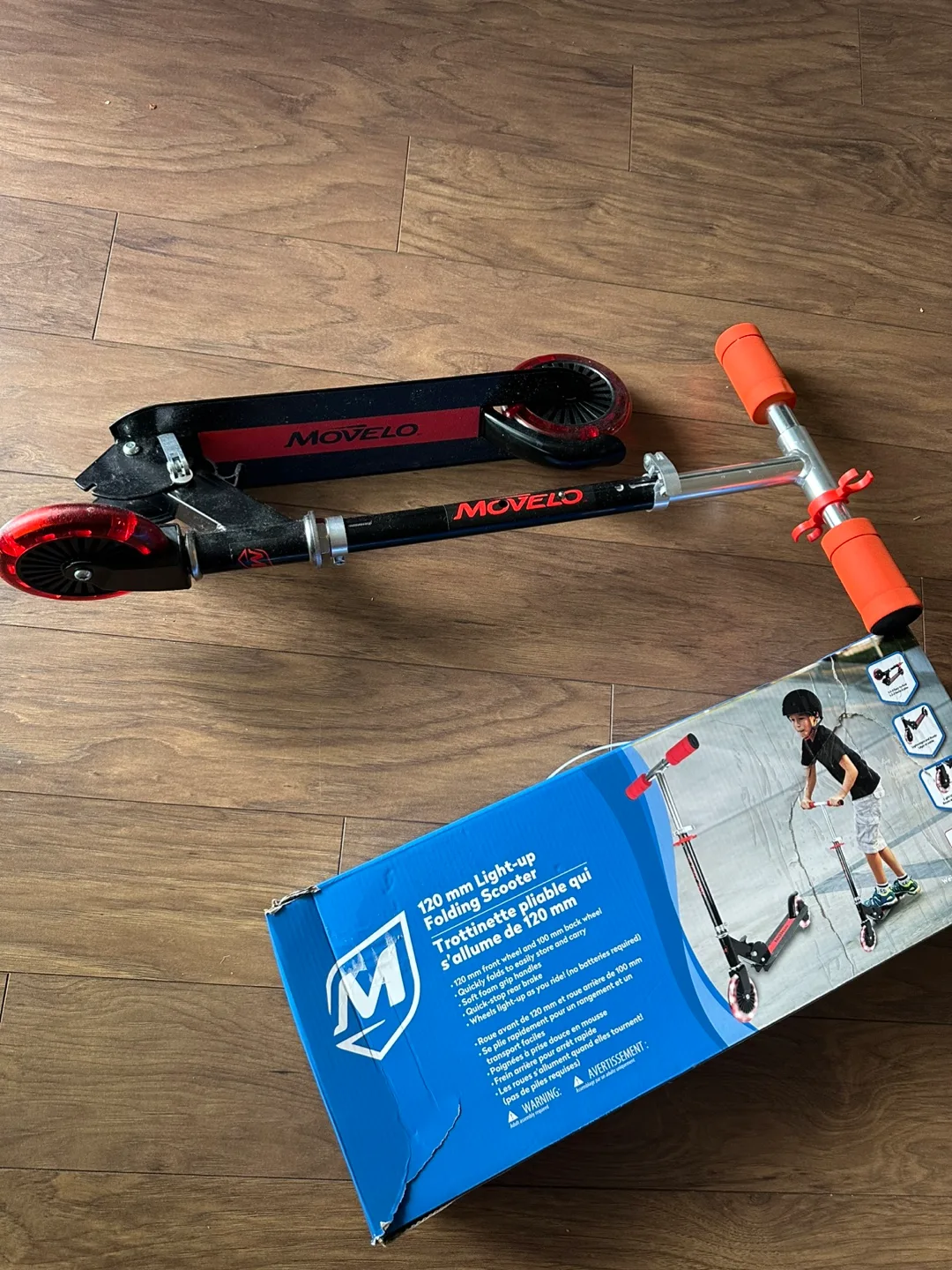Movelo 120 mm Light-up Folding Scooter thumbnail