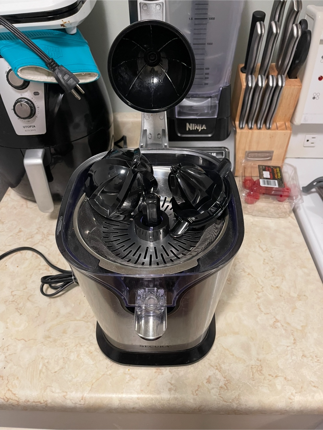 Secura Citrus Juicer - photo 3