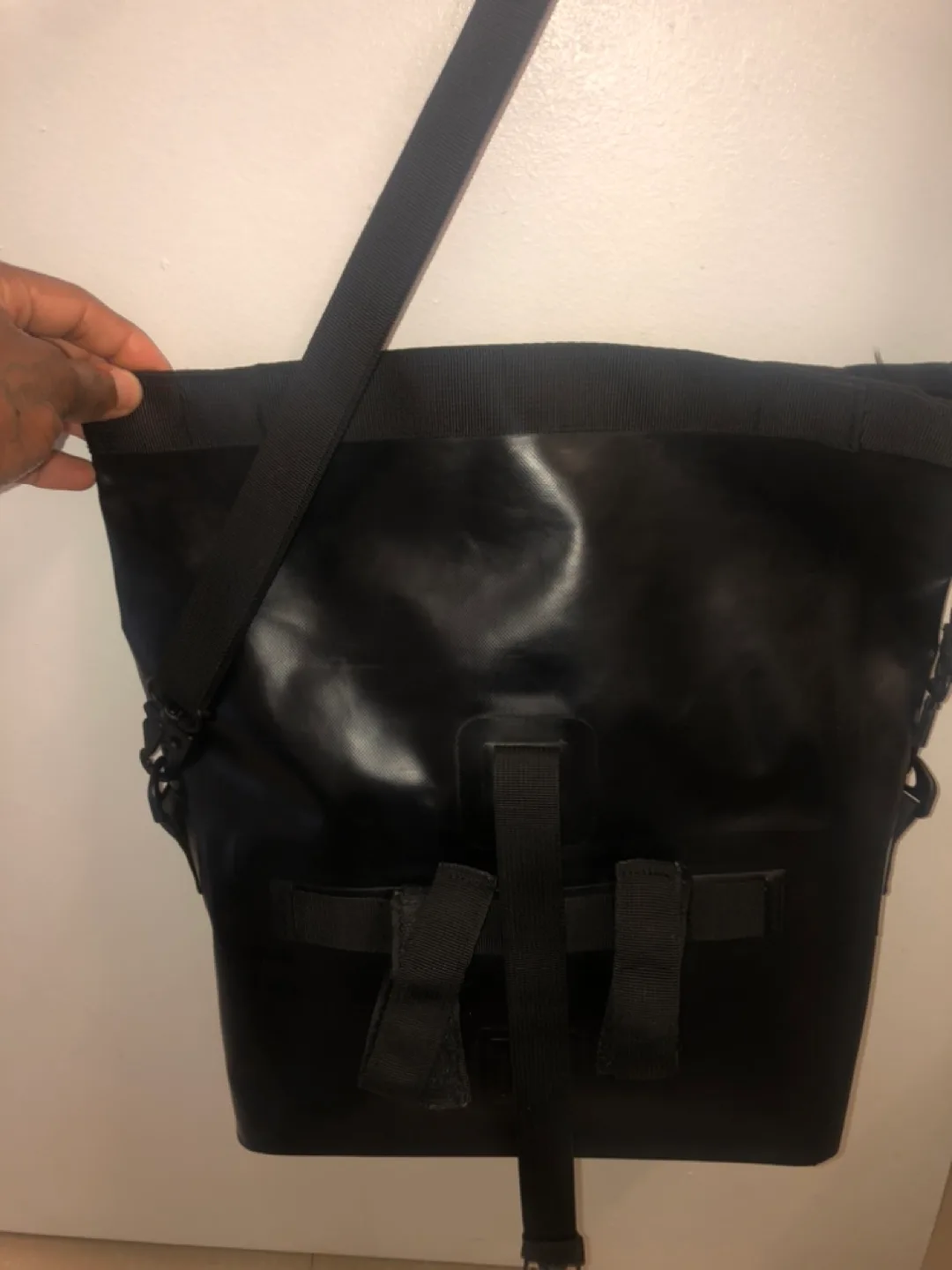 Mens Waterproof Bag image indicator(2)