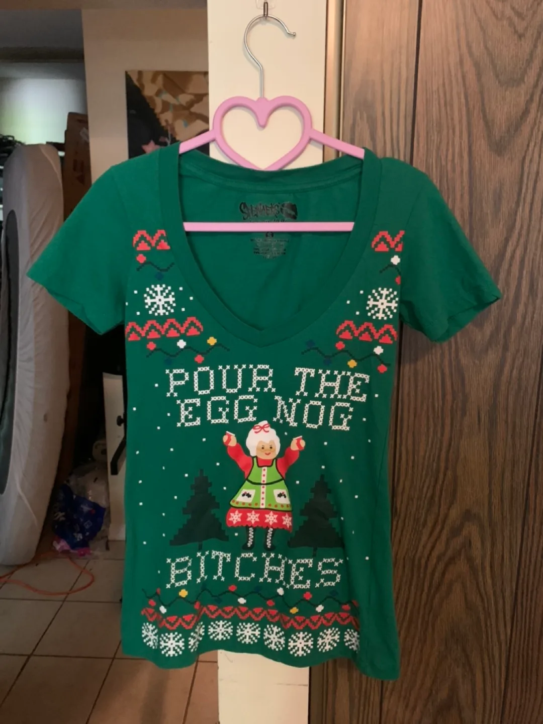 Vintage Spencer’s Mrs. Claus Christmas T-Shirt thumbnail