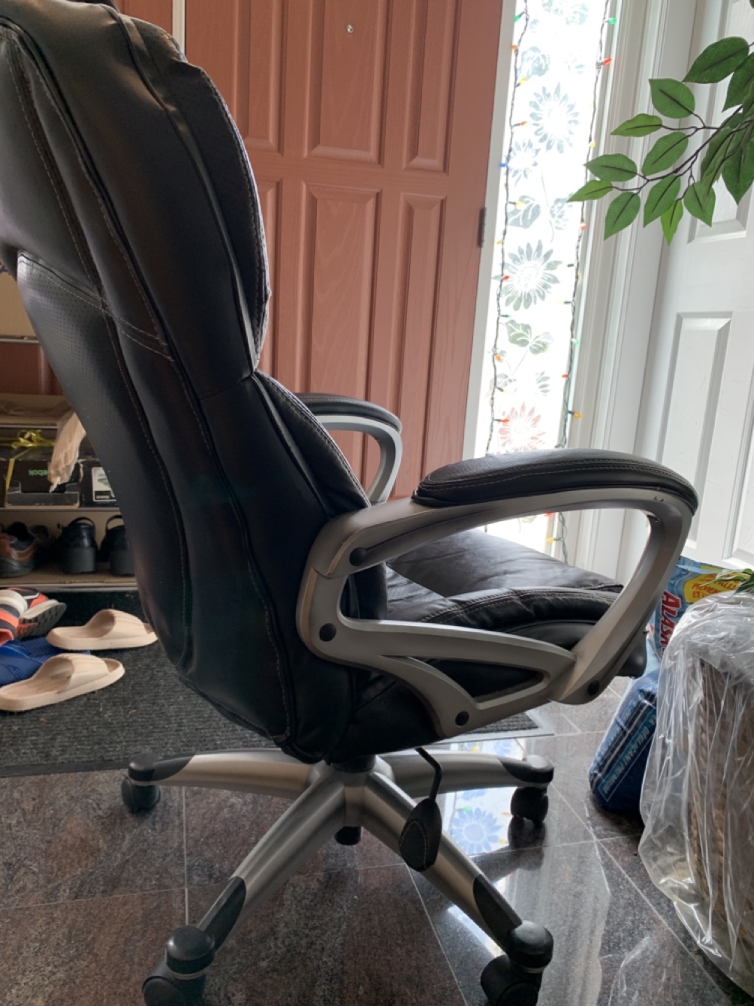 Black Office Chair- big - photo 3