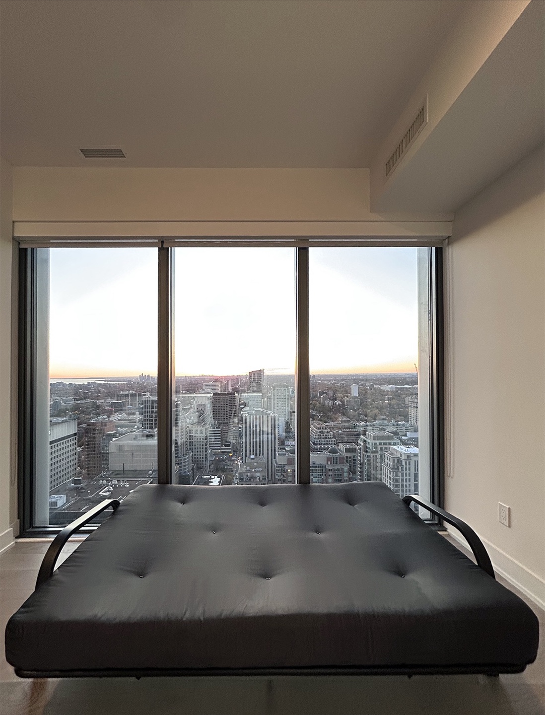 Futon (Sofa/Bed) - Dark Grey - photo 3