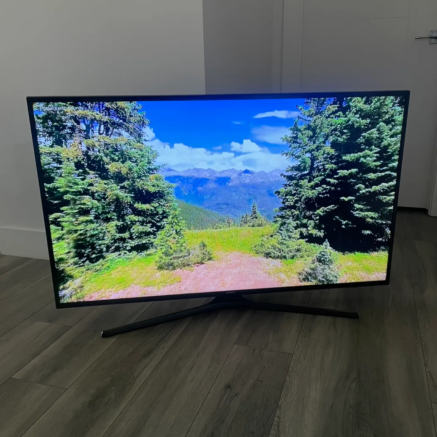 4K Samsung Smart TV thumbnail