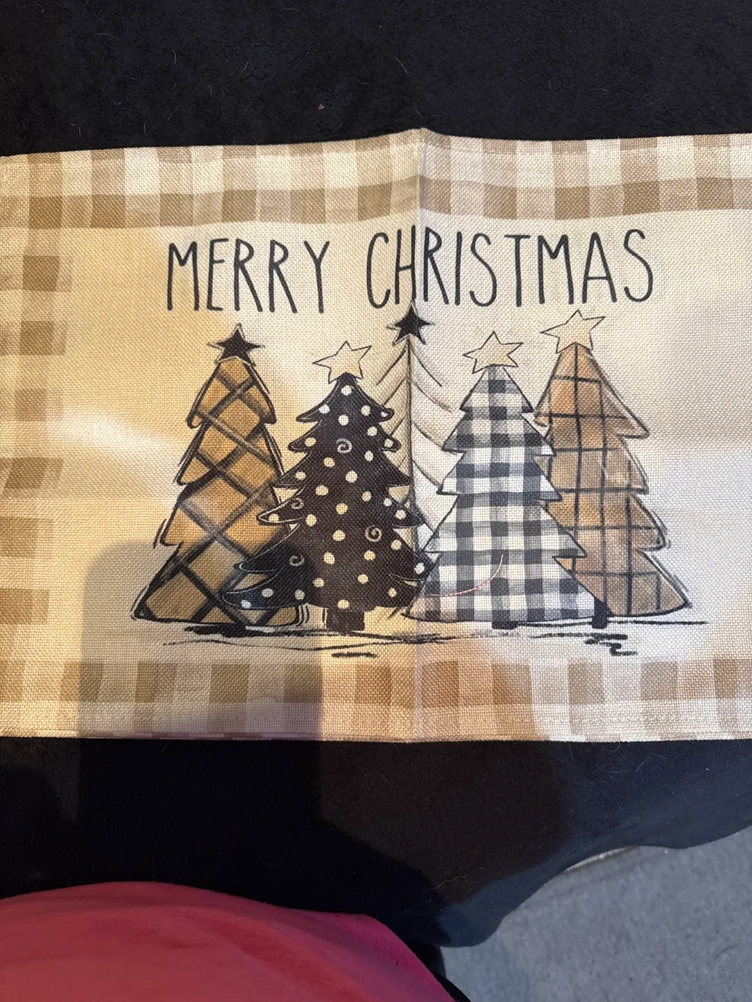 Christmas Table Runner image indicator(2)