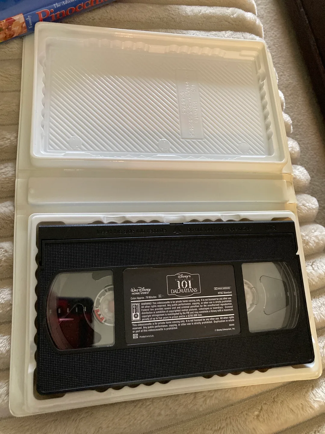 101 Dalmatians VHS image indicator(2)