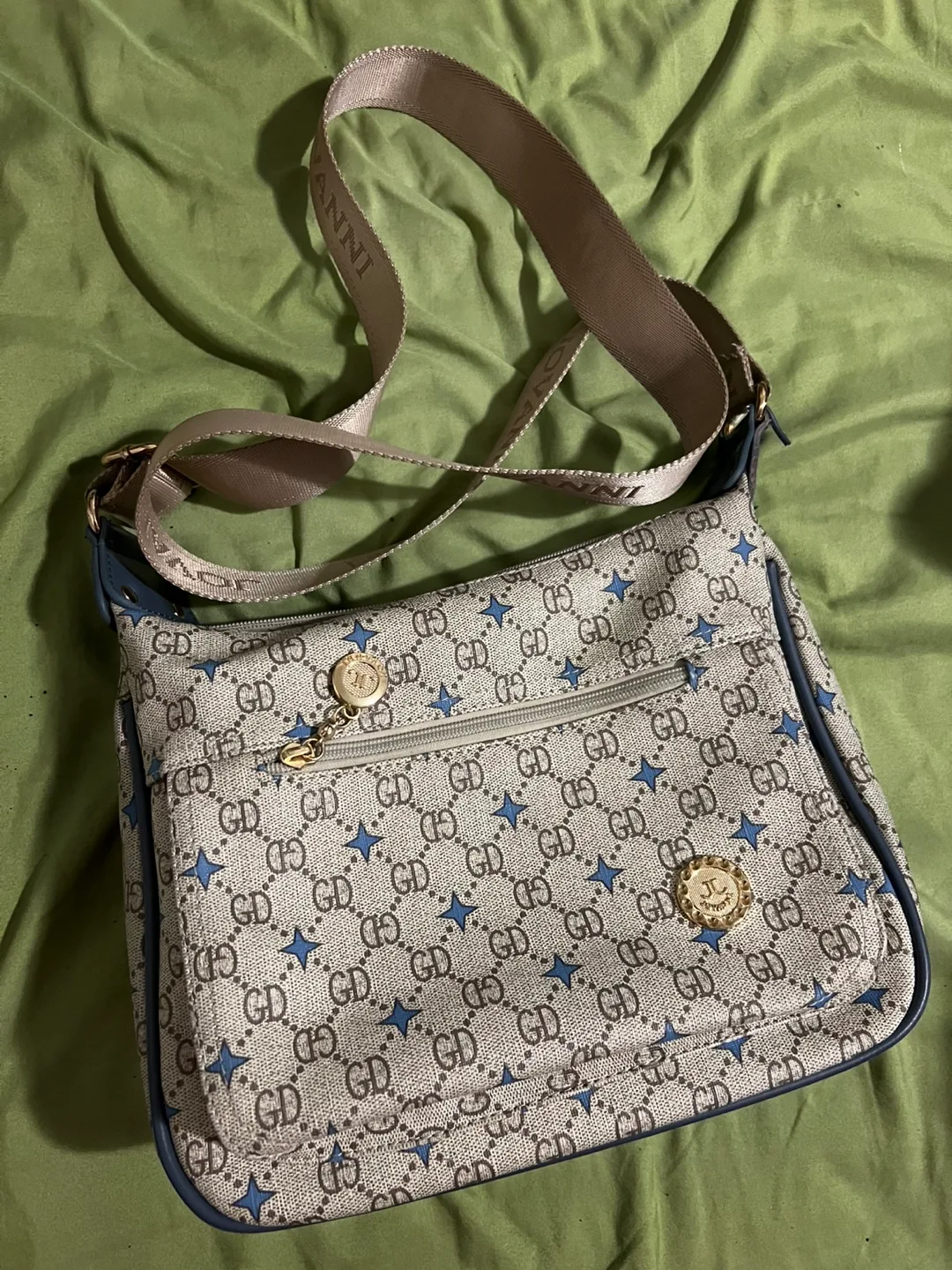 Jovani Shoulder Bag thumbnail