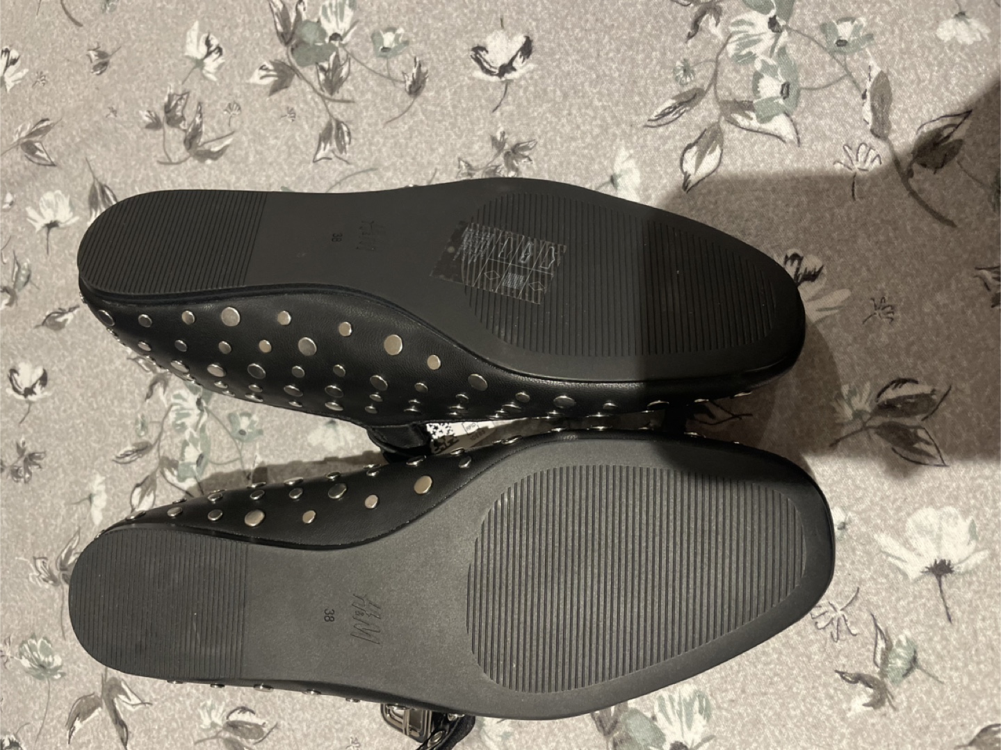 H&M Black Studded Flats - photo 4