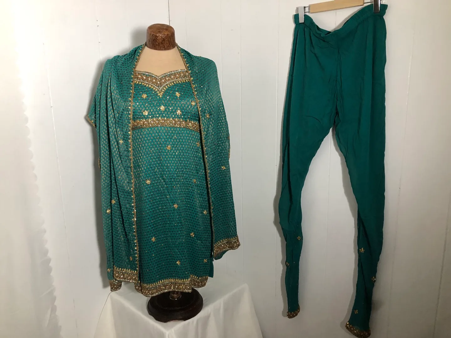 Women’s Teal & Gold East Indian 3 piece Outfit. Medium. thumbnail