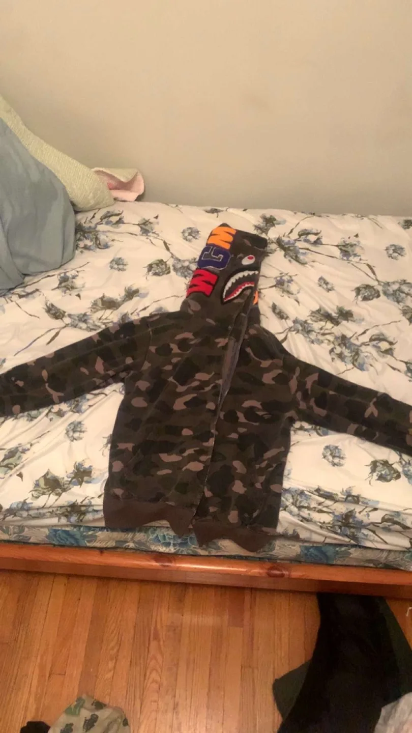 Bape Camo Hoodie thumbnail