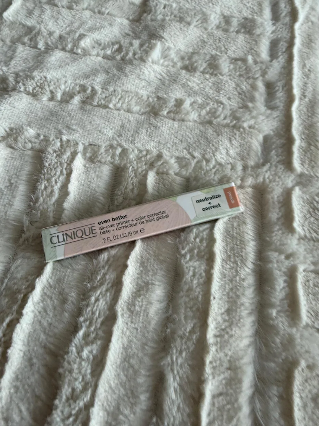 Clinique Even Better Primer & Color Corrector - Peach thumbnail