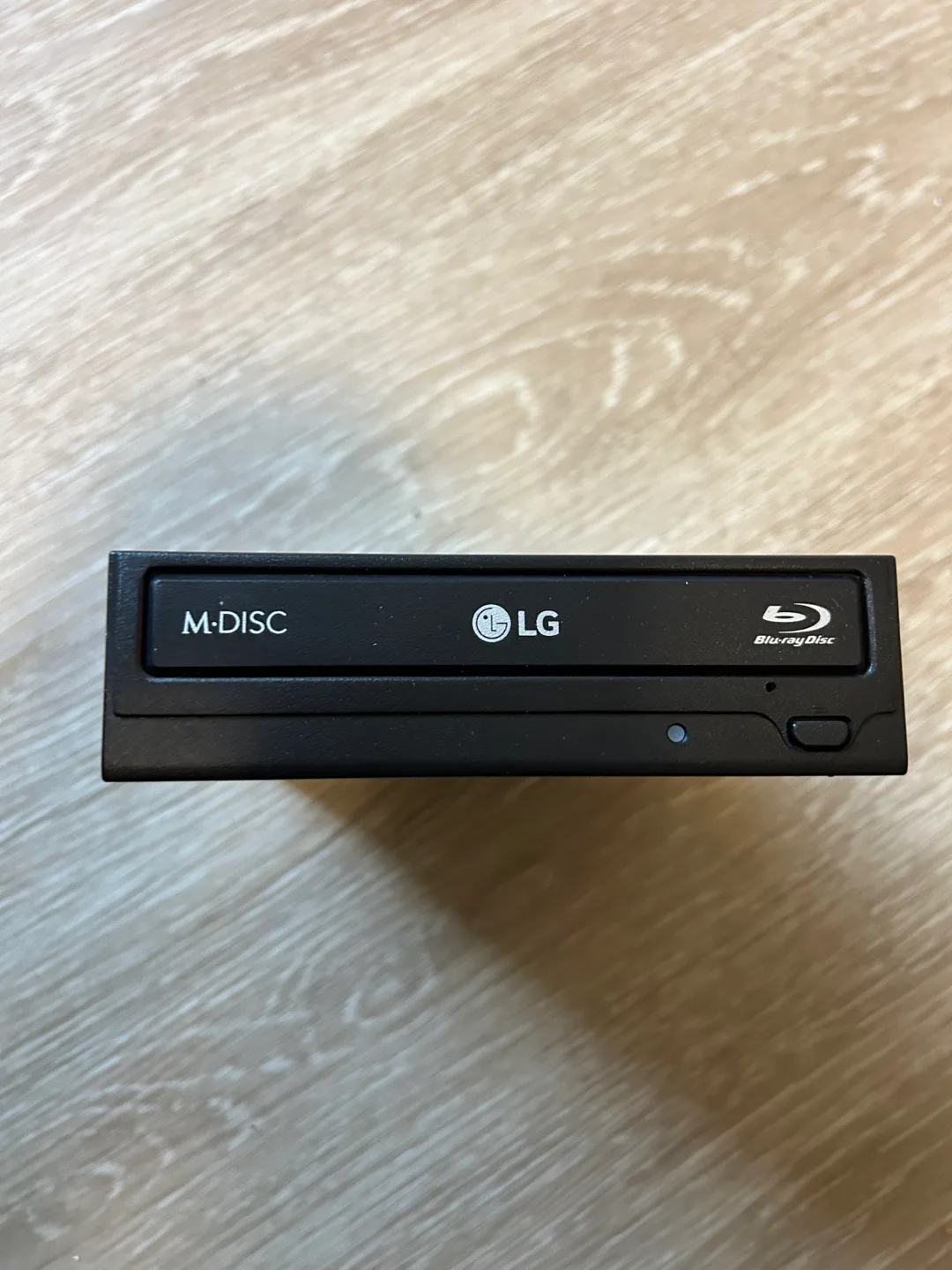 LG Blu-ray Disc Drive for computer or server. Works like new. thumbnail