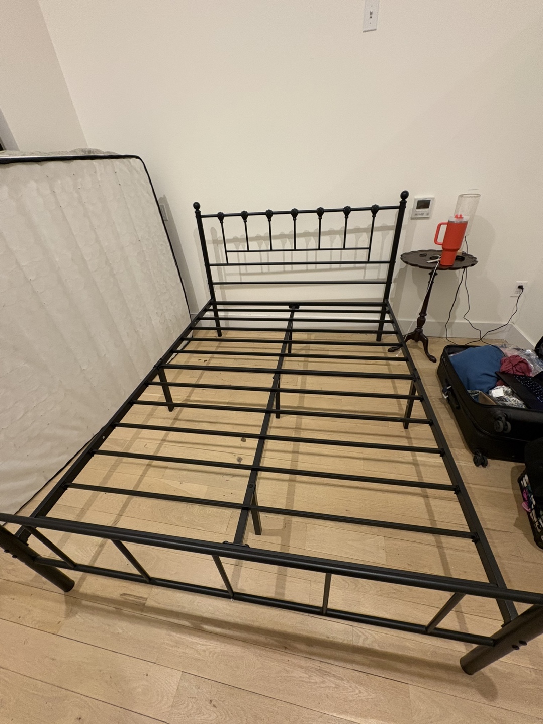 Full bed frame