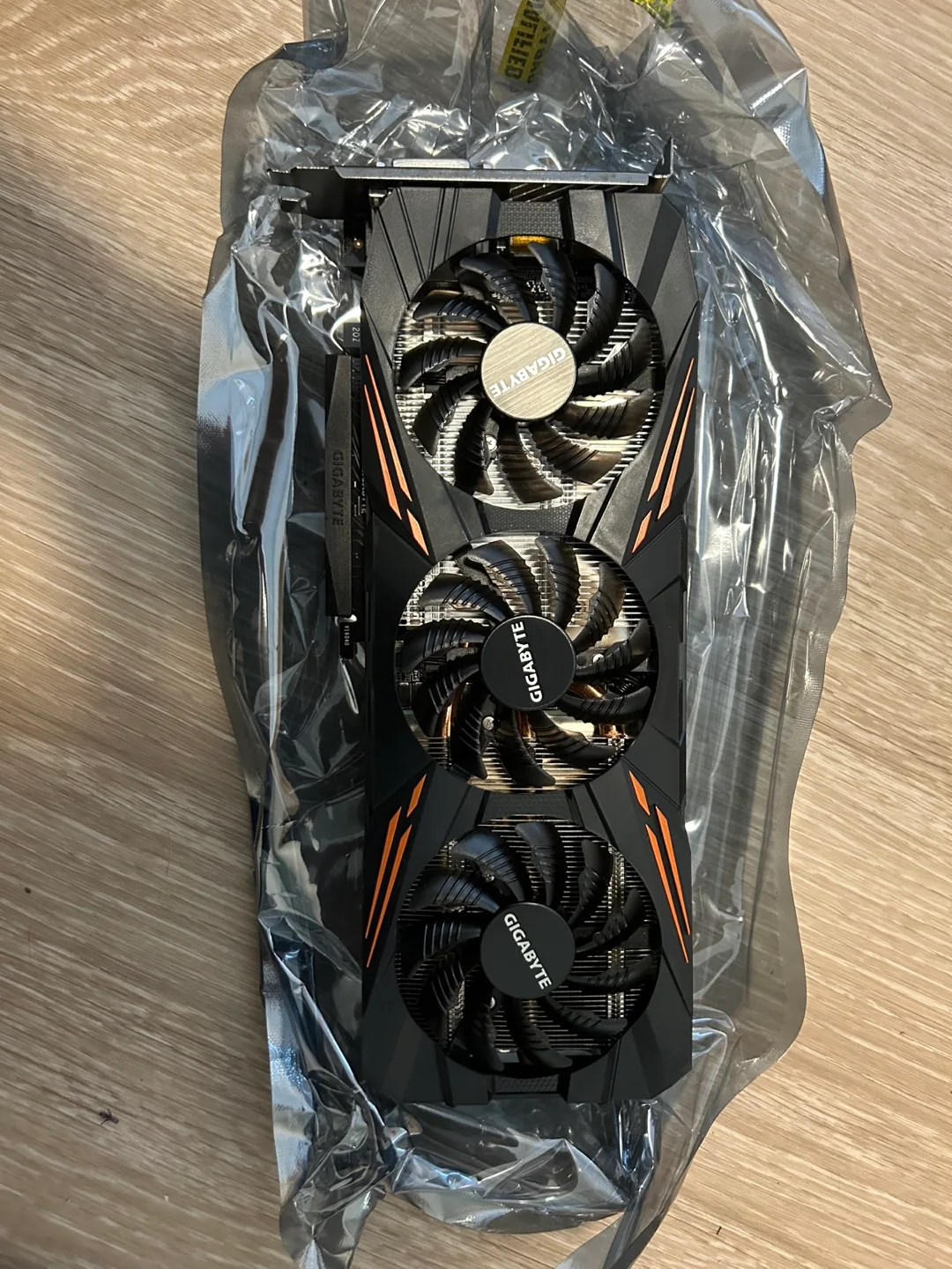 GIGABYTE 1080 Windforce OC Graphics Card thumbnail