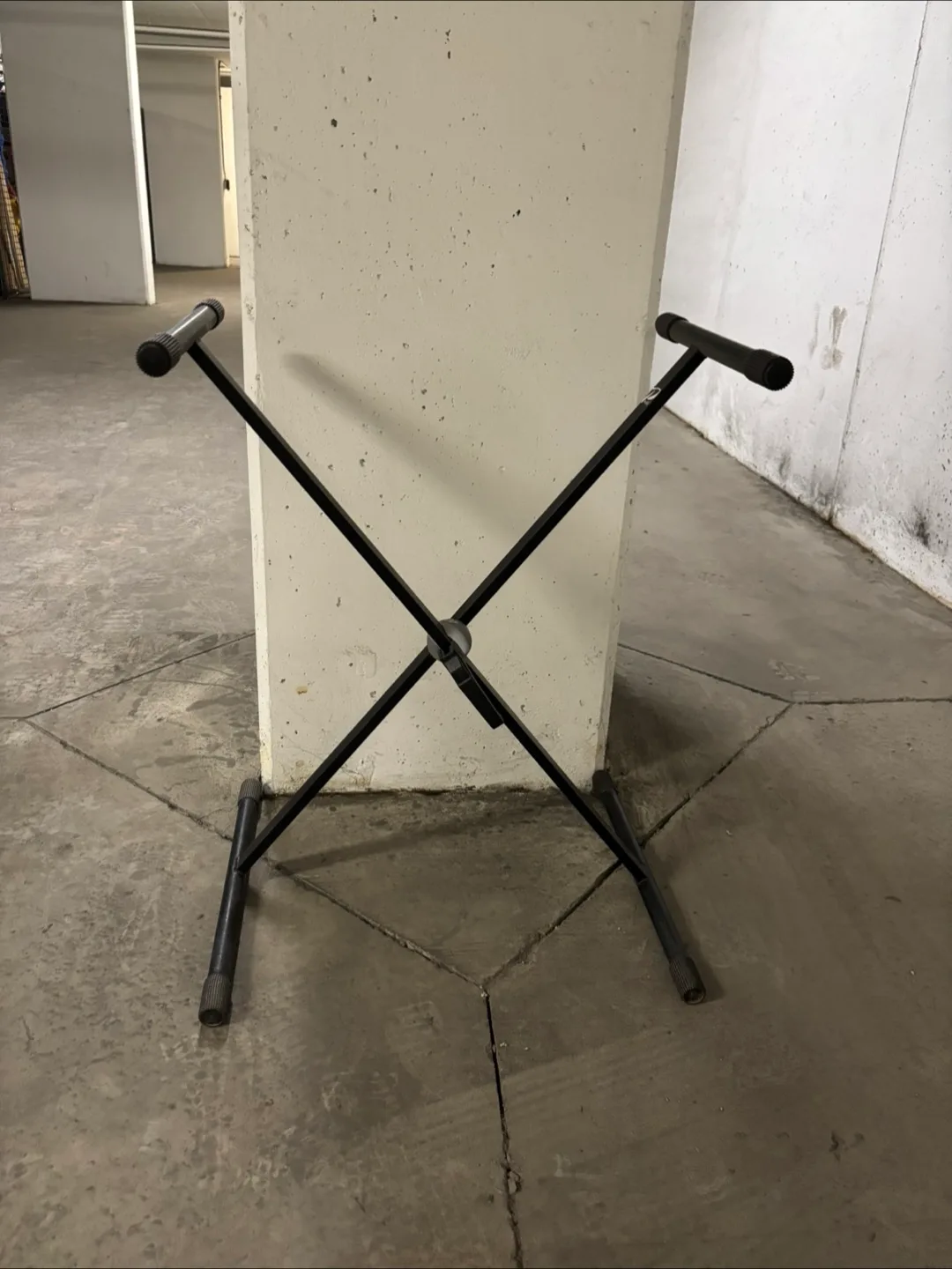 Keyboard Stand thumbnail