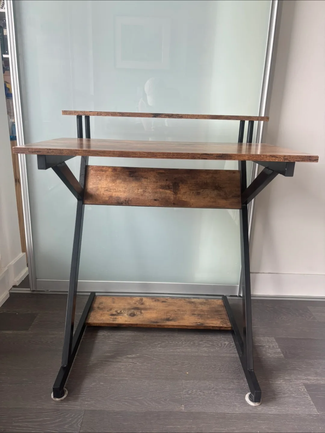 Condo sized Wooden Computer Desk image indicator(5)