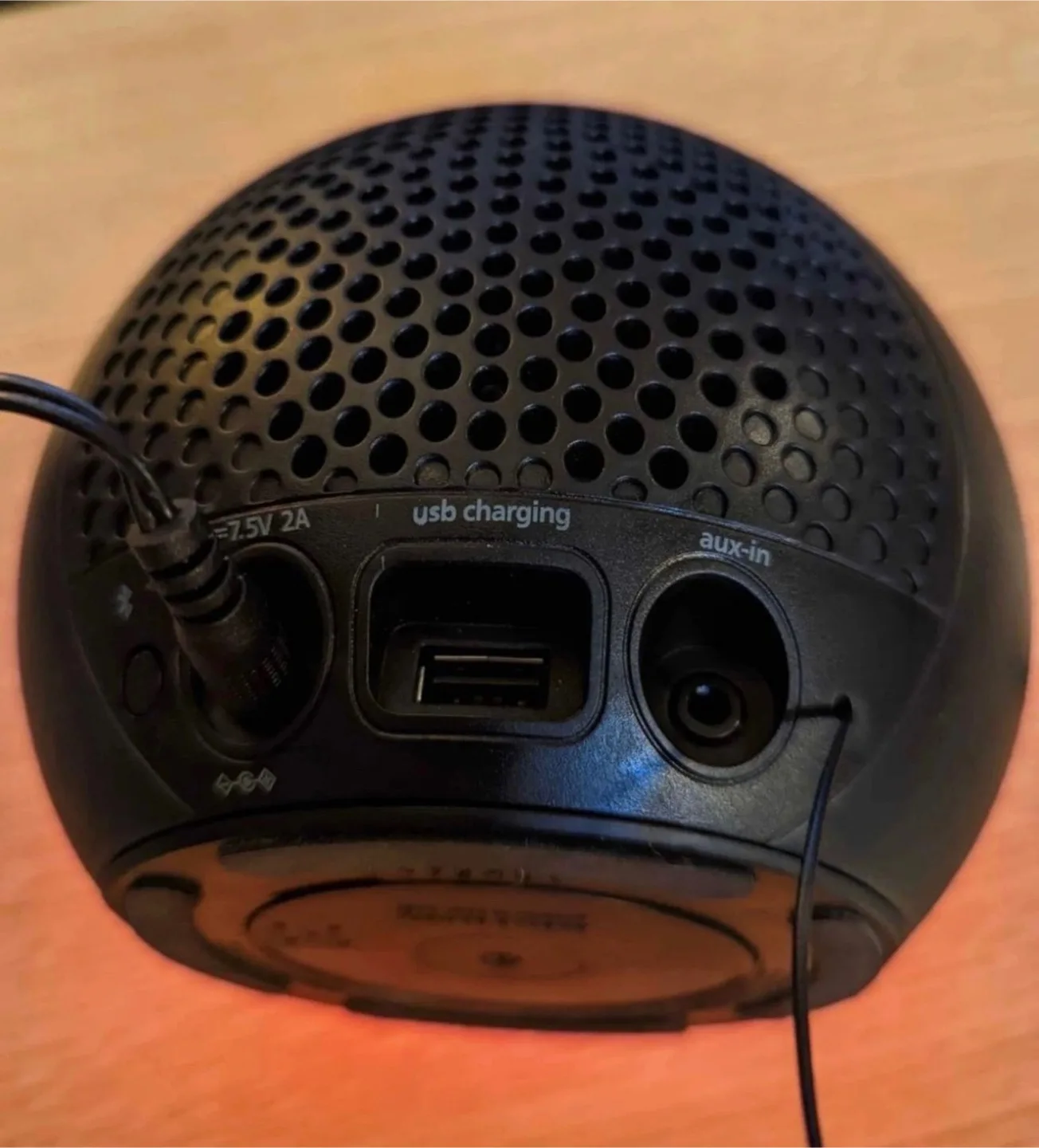 iHome Bluetooth Color Speaker Alarm Clock image indicator(3)