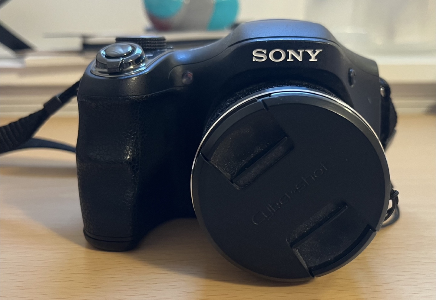 Sony Cybershot Camera - photo 2