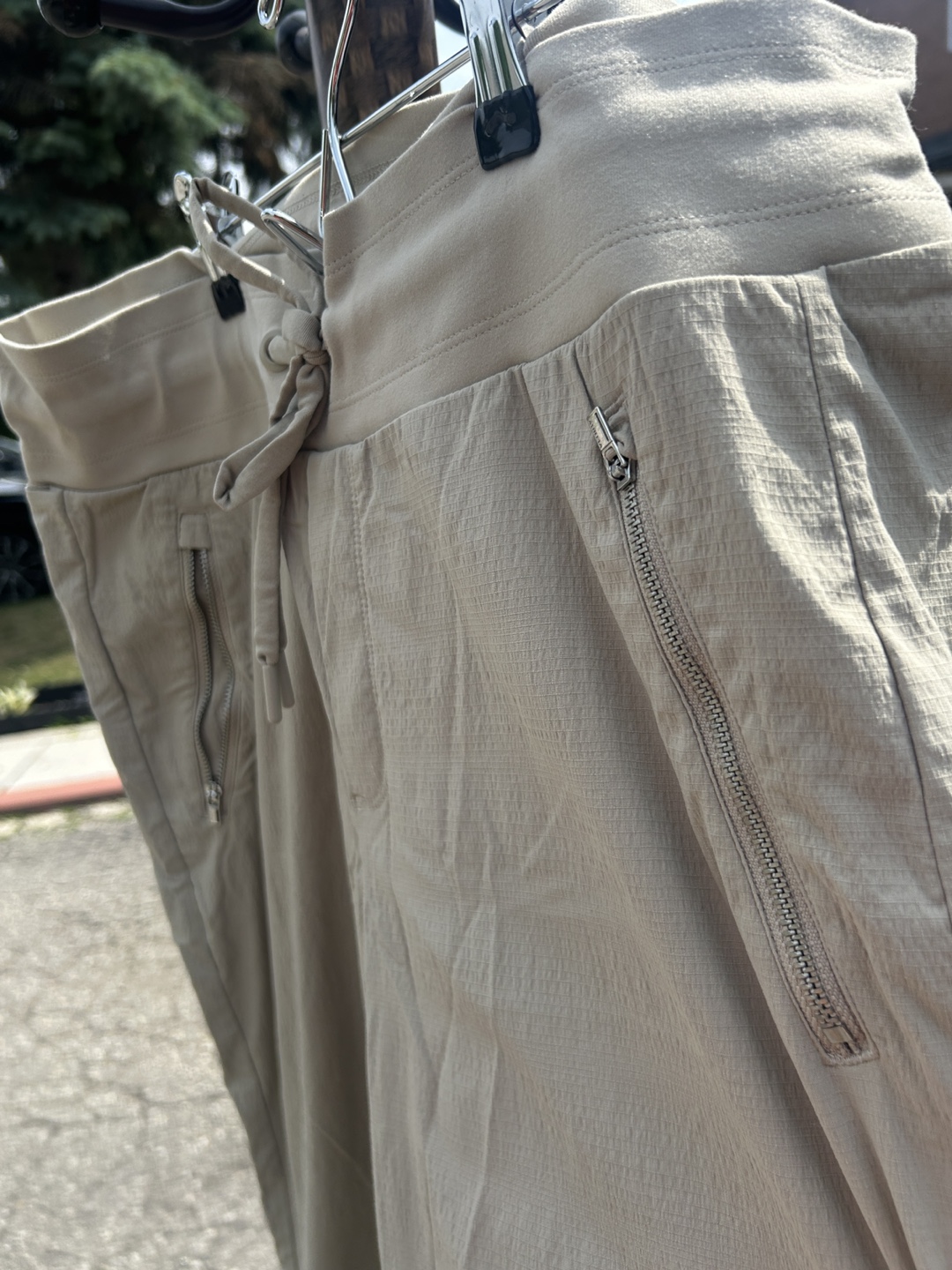 Athleta Beige Pants Size 12T - photo 3