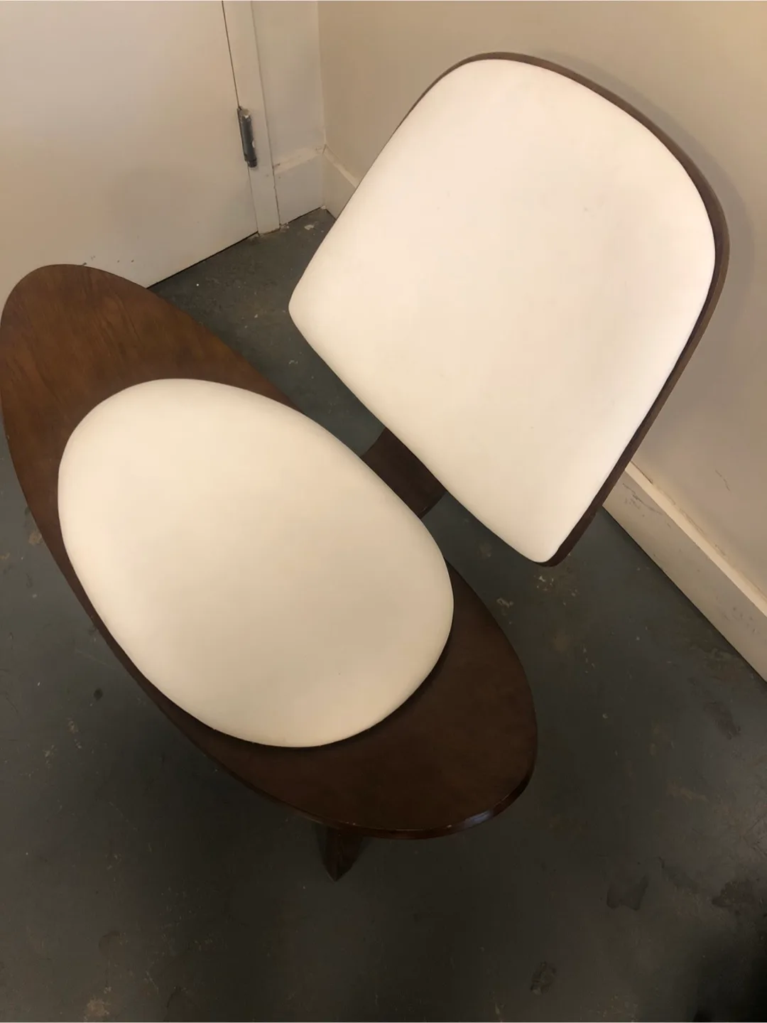 Modern Lounge Chair image indicator(2)