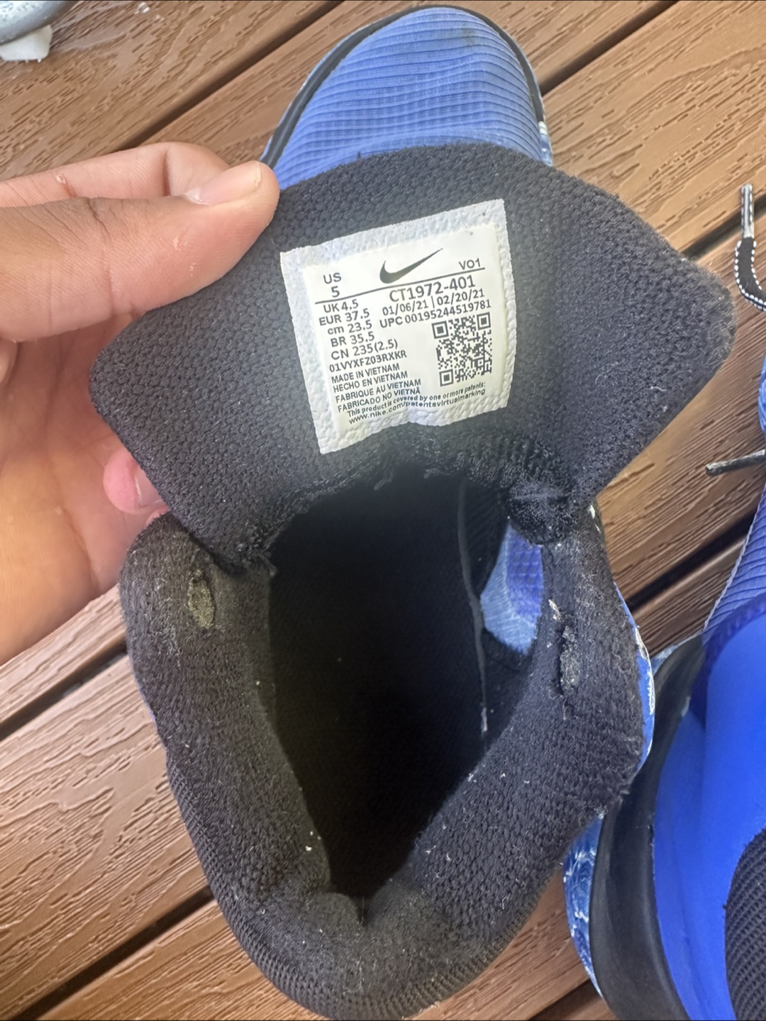 Nike Kyrie Basketball Shoes - photo 2