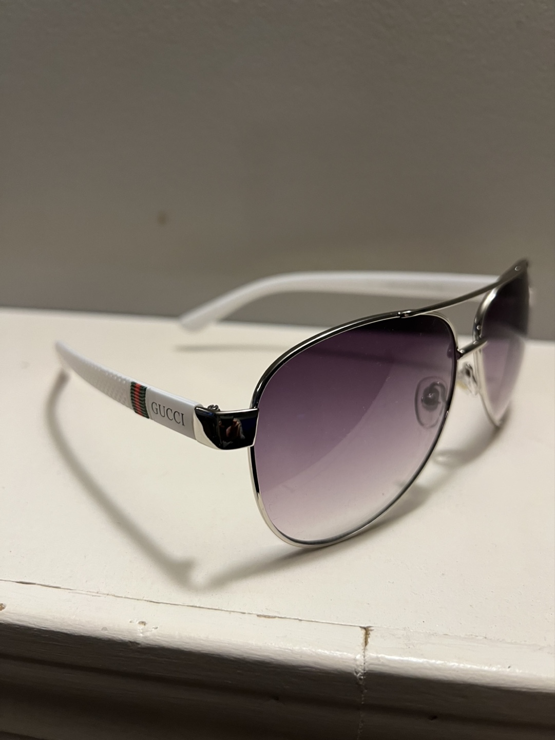 Gucci Aviator Sunglasses - photo 2
