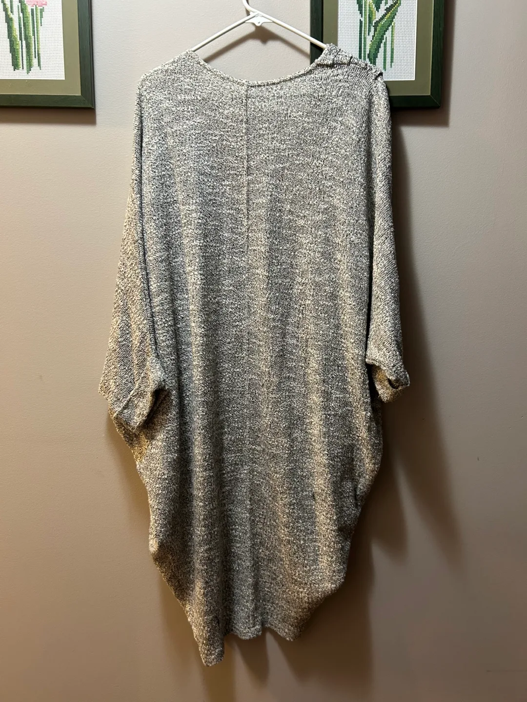 American Apparel Long Cardigan image indicator(2)