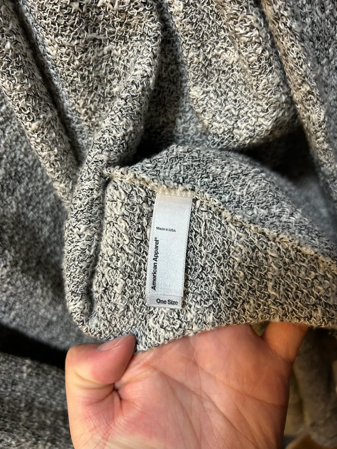 American Apparel Long Cardigan image indicator(3)