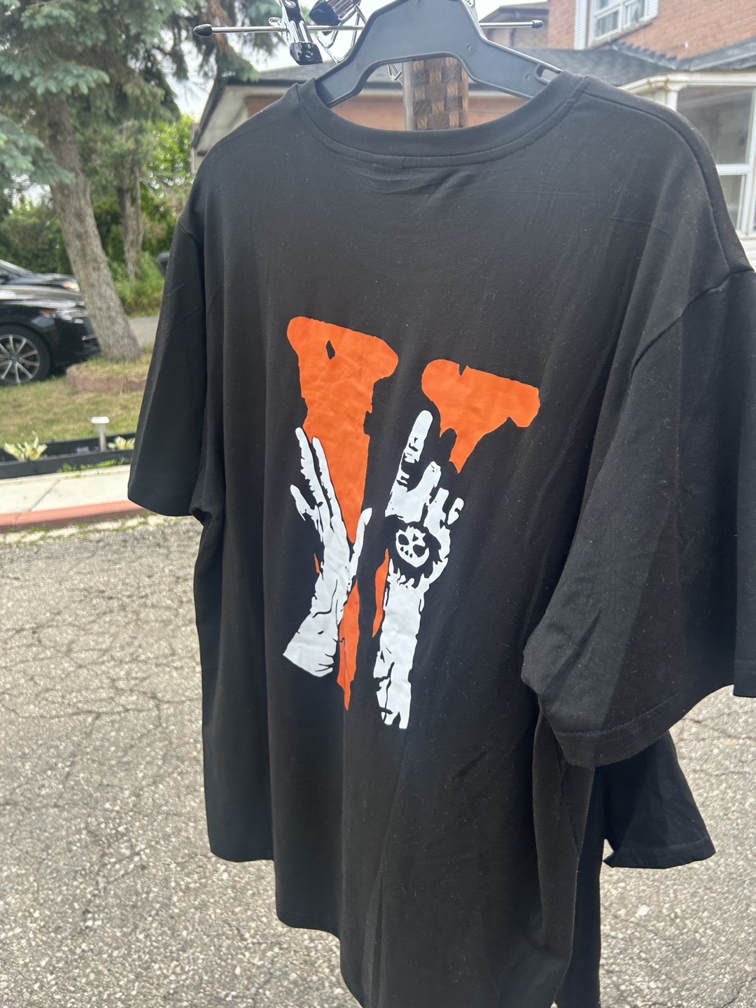 Black Graphic Tee - photo 2