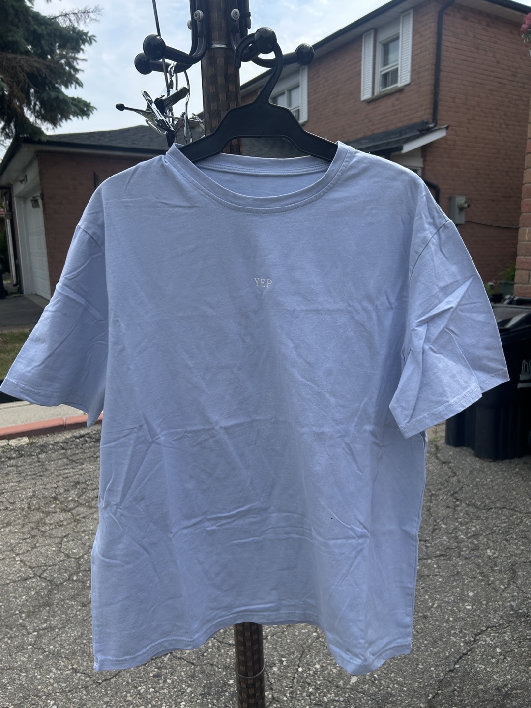 Dazy Summer Tees