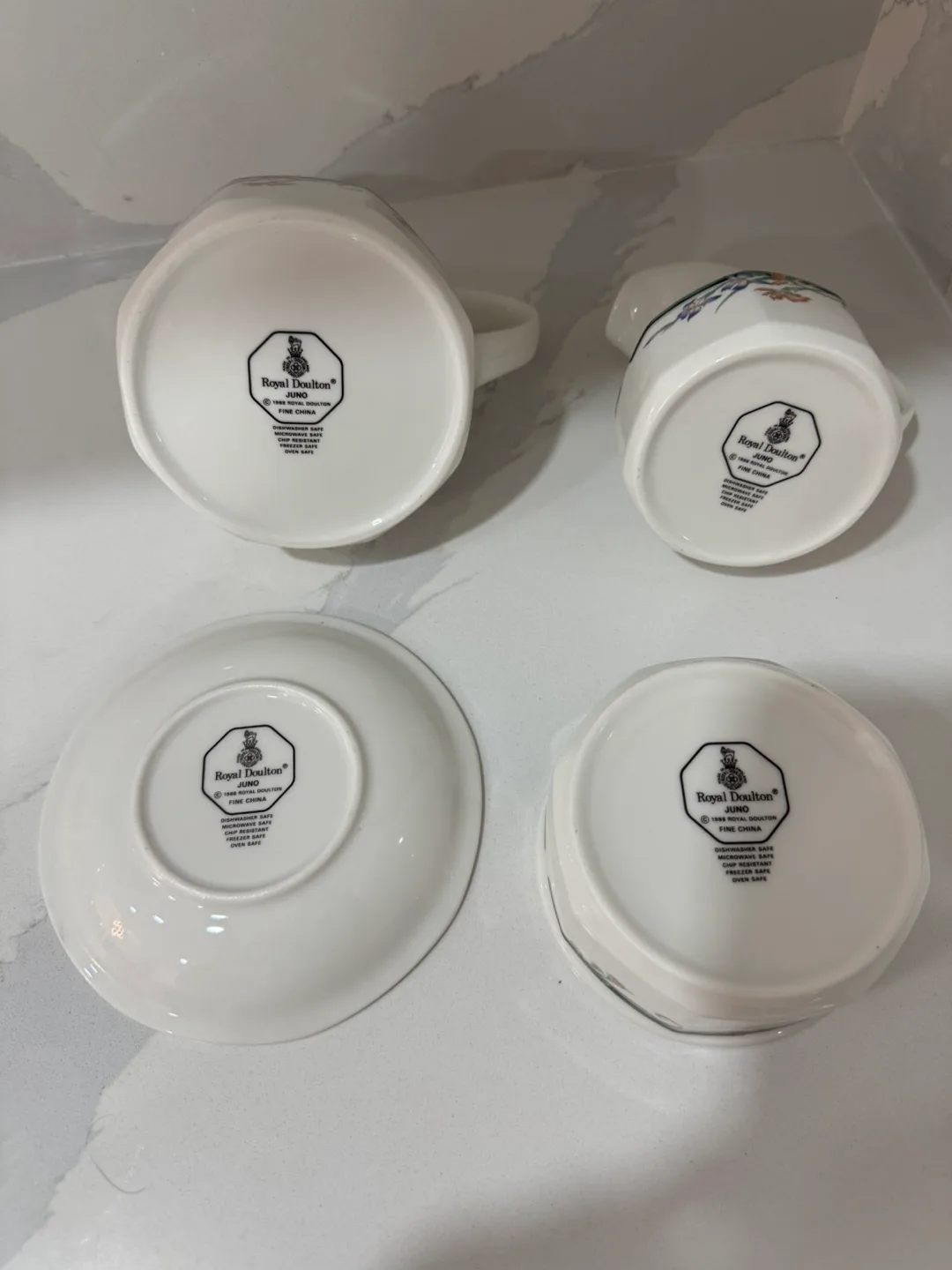 Royal Doulton Cream and Sugar Set image indicator(4)