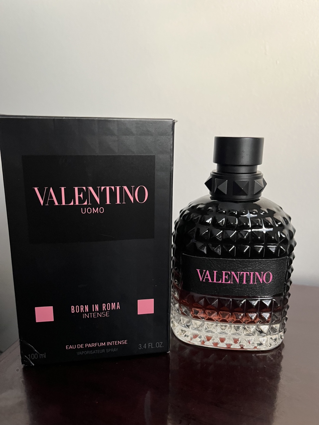 Valentino Uomo Born in Roma Intense