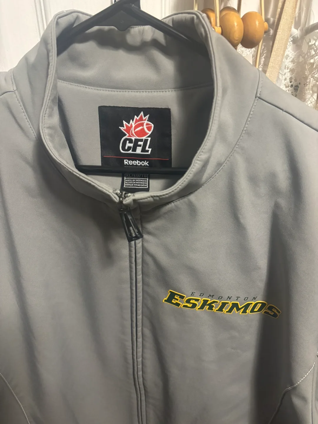 Edmonton Eskimos Jacket CFL thumbnail
