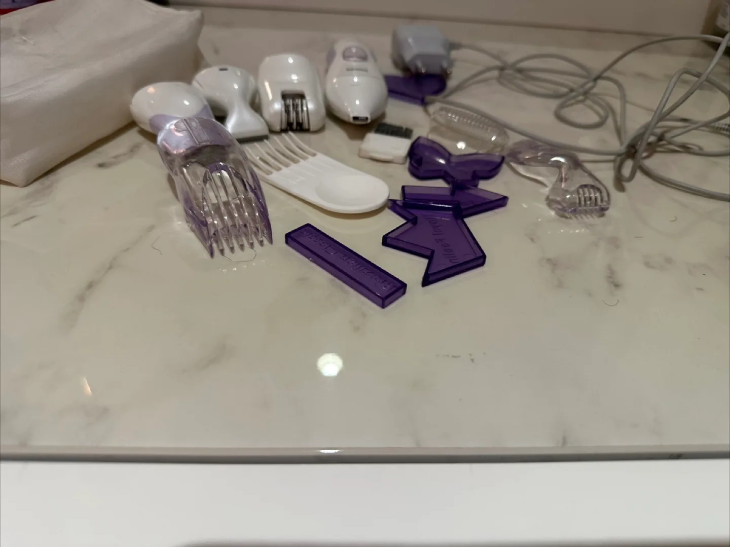 Philips female Epilator Grooming Kit thumbnail
