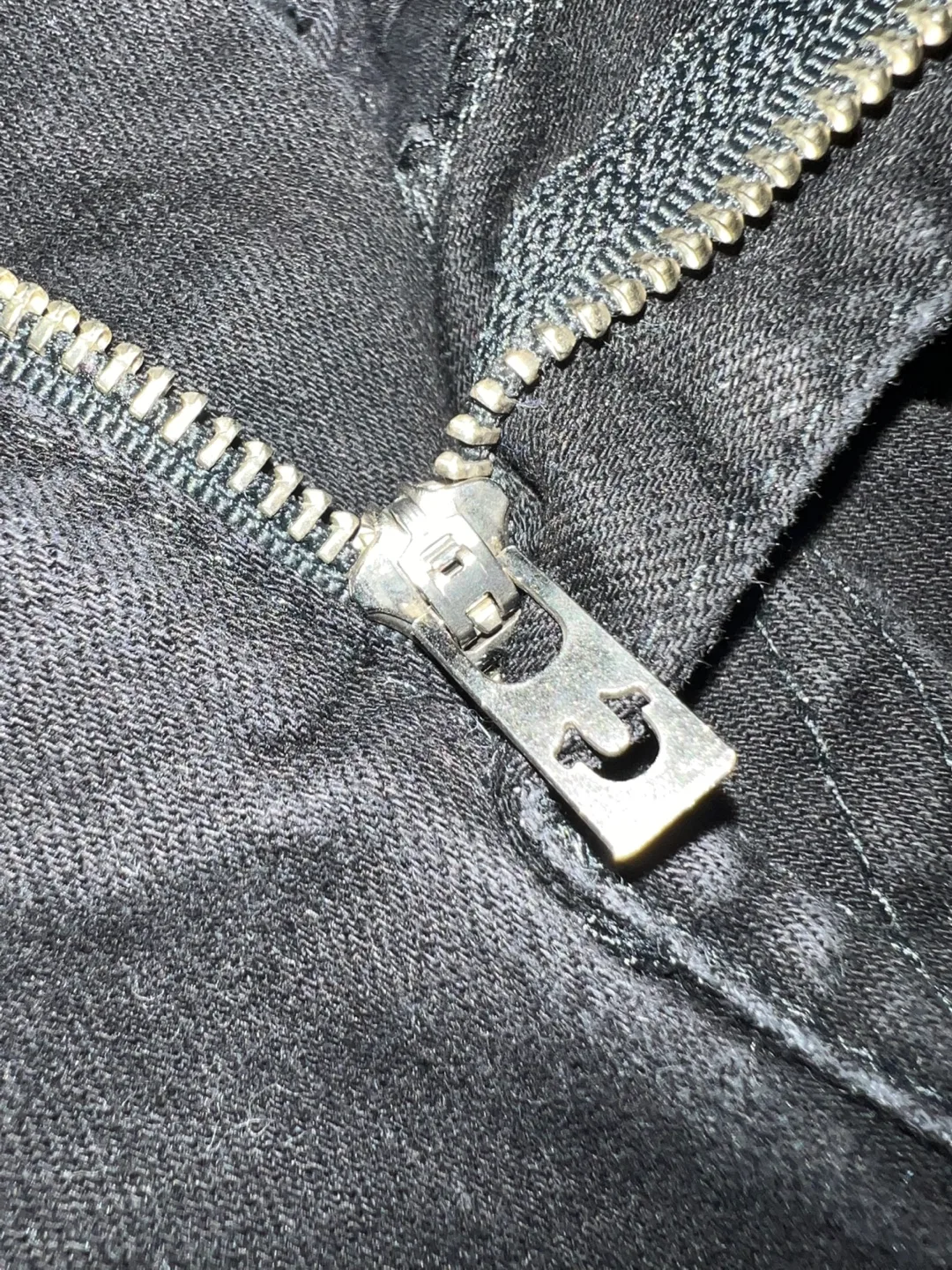 True Religion Jeans (Size W30, Rocco) image indicator(3)