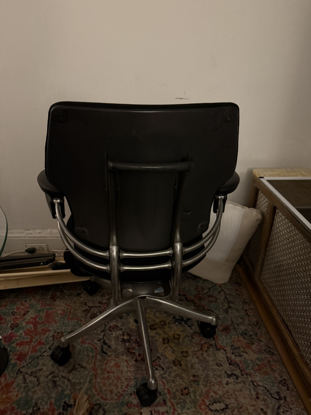 Humanscale - Black Ergonomic Office Chair - photo 2