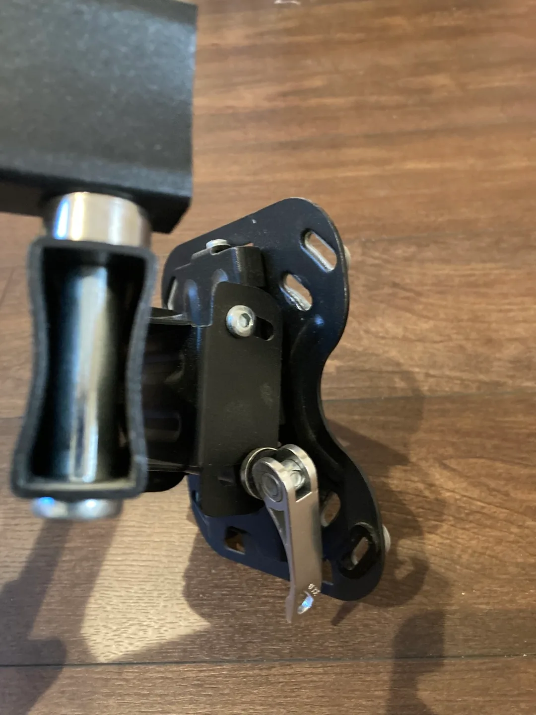 Adjustable Desk Mount Monitor Arm image indicator(2)