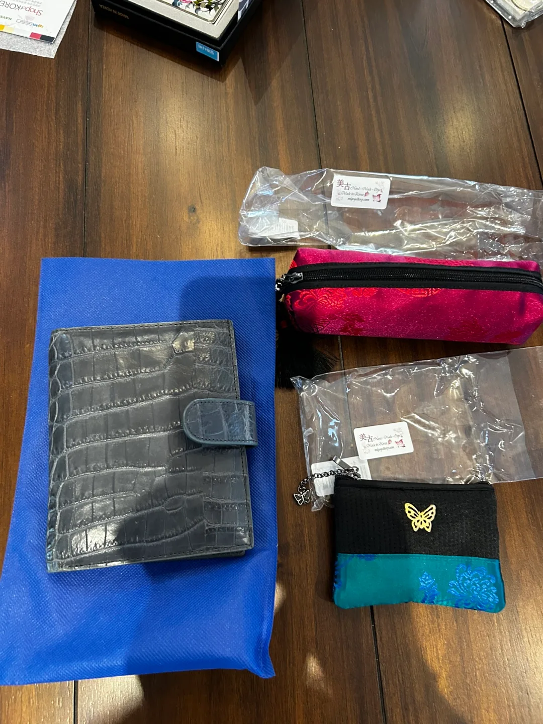 Genuine Crocodile Skin Wallet & Pouch Set thumbnail
