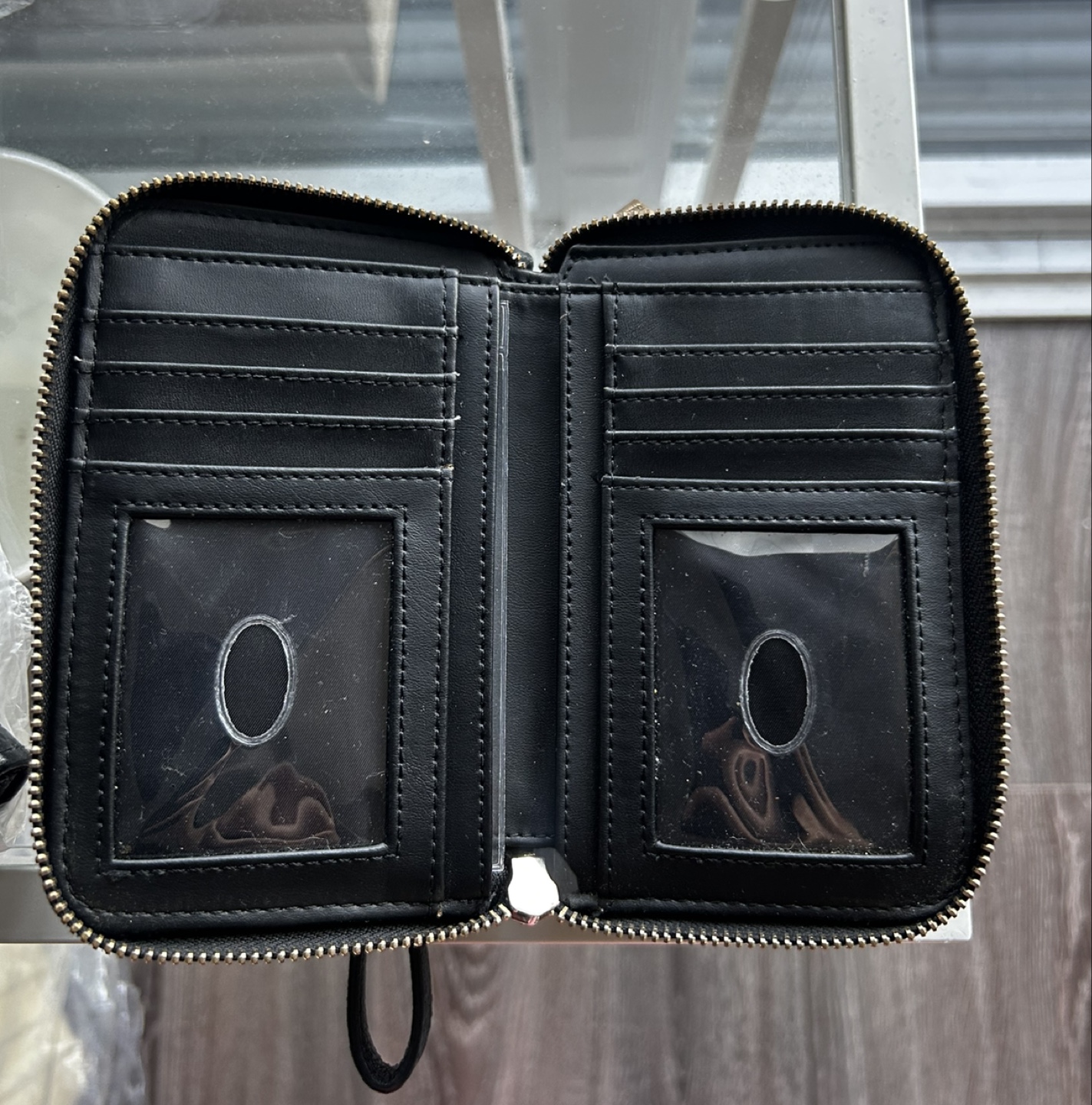 Guess Wallet - photo 2