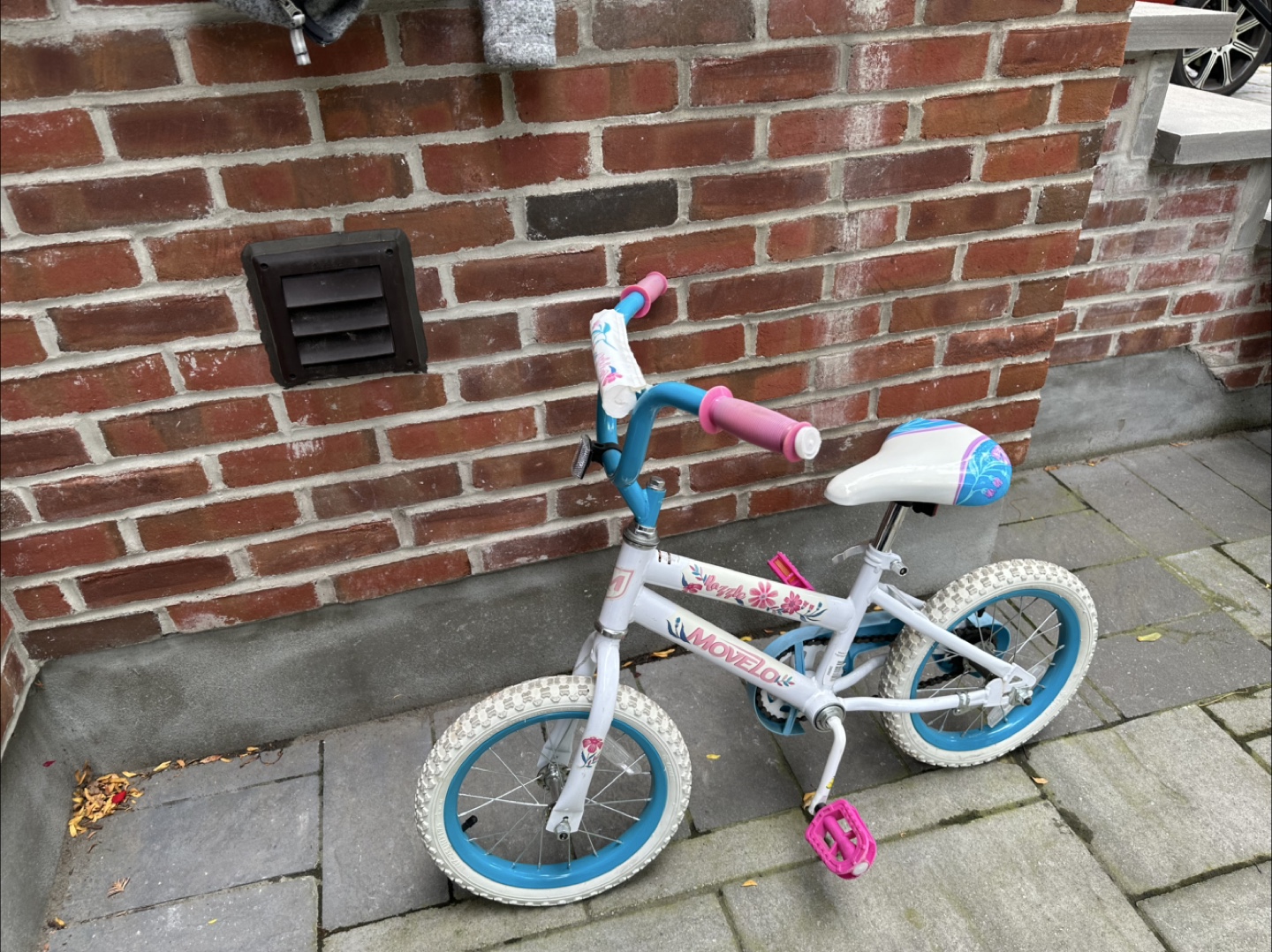 Kid pink,  White and Blue Kids Bike 14” - photo 3