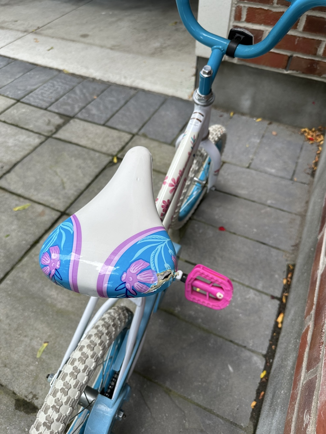 Kid pink,  White and Blue Kids Bike 14” - photo 5