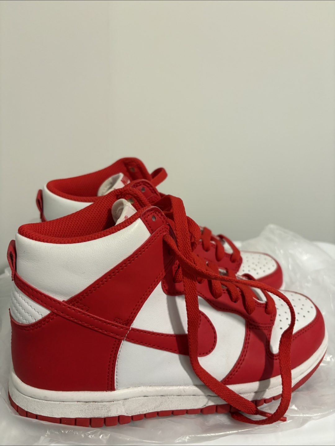 Nike Dunk High - Red and White